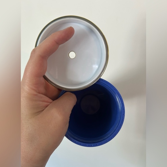 NWOT Lily Pulitzer Blue Jungle Tiger Tumbler Gold Lid - Picture 6 of 6